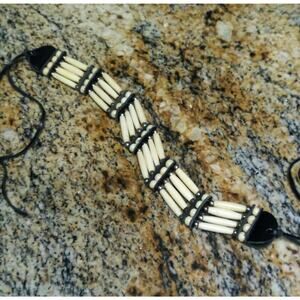 Midwestern Souvenir Rawhide Bead Choker Necklace Jewelry Vintage Used